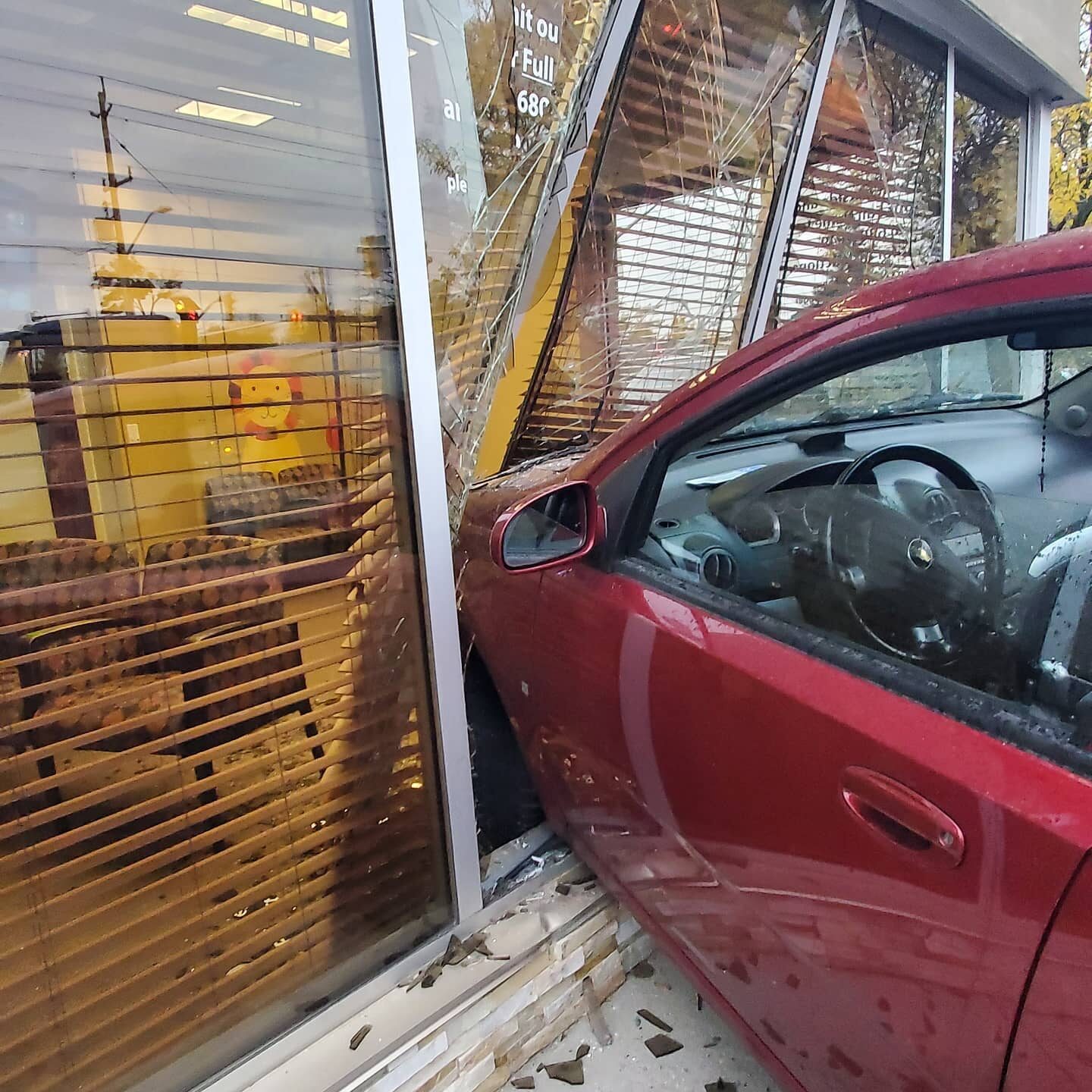 Emergency Glass repairs